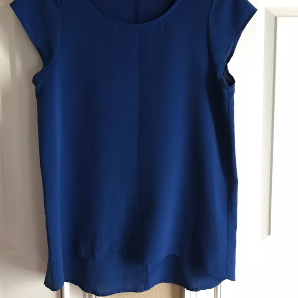 Blue High-Low Top - Picture 2 of 4